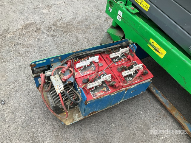 2016 Genie GS1932 Electric Scissor Lift - Scissor lift: picture 5 2016 Genie GS1932 Electric Scissor Lift - Scissor lift: picture 5