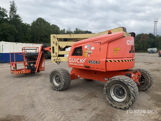 2016 JLG 450AJ 4WD Diesel Articulating Boom Lift - Articulated boom: picture 3 2016 JLG 450AJ 4WD Diesel Articulating Boom Lift - Articulated boom: picture 3