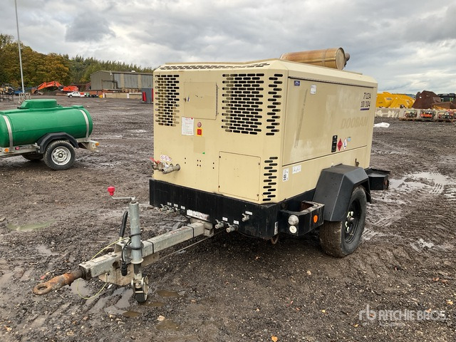 2017 Doosan 7/124-10/104 Mobile Air Compressor - Air compressor: picture 2 2017 Doosan 7/124-10/104 Mobile Air Compressor - Air compressor: picture 2