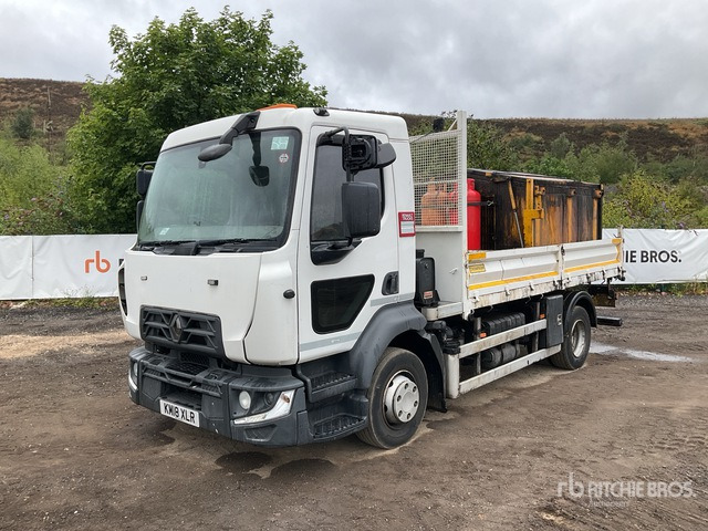 2018 Renault 4x2 Asphalt Distributor Truck - Flail mower/ Mulcher: picture 3 2018 Renault 4x2 Asphalt Distributor Truck - Flail mower/ Mulcher: picture 3