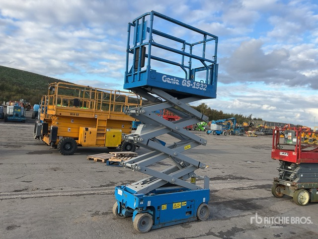 2019 Genie GS1932 Electric Scissor Lift - Scissor lift: picture 1 2019 Genie GS1932 Electric Scissor Lift - Scissor lift: picture 1