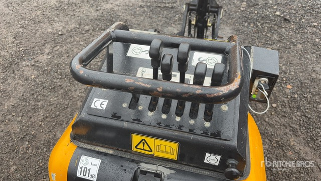 2020 JCB HTD05 0.5 ton Hi-Tip Crawler Dumper - Crawler dumper: picture 5 2020 JCB HTD05 0.5 ton Hi-Tip Crawler Dumper - Crawler dumper: picture 5