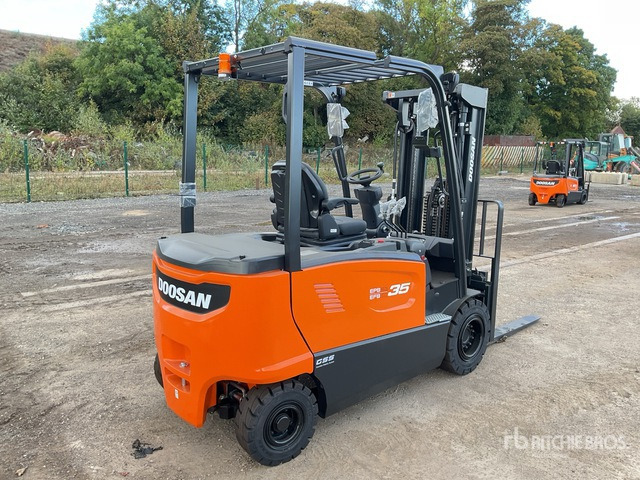 2024 Doosan B35X-7 PLUS 3500 kg Electric Forklift - Electric forklift: picture 3 2024 Doosan B35X-7 PLUS 3500 kg Electric Forklift - Electric forklift: picture 3
