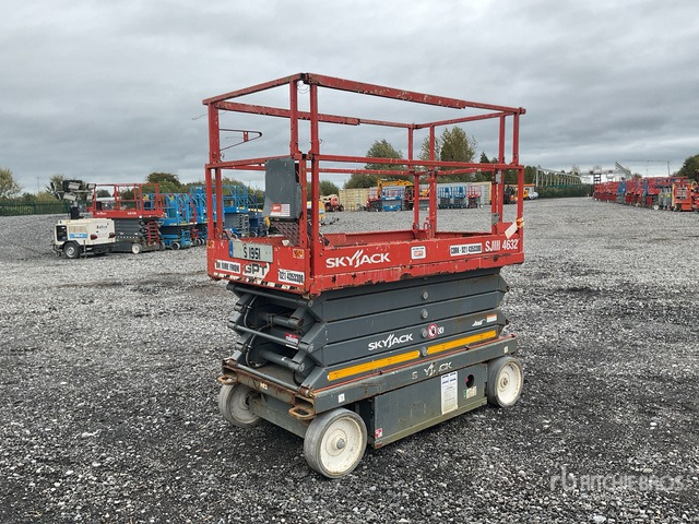 Skyjack SJIII4632 Scissor Lift - Scissor lift: picture 3 Skyjack SJIII4632 Scissor Lift - Scissor lift: picture 3