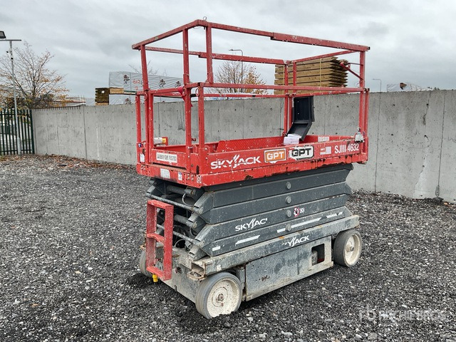 Skyjack SJIII4632 Scissor Lift - Scissor lift: picture 2 Skyjack SJIII4632 Scissor Lift - Scissor lift: picture 2