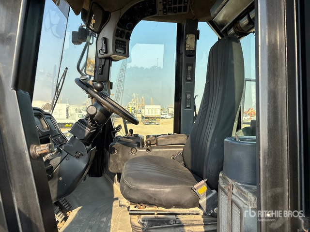 2006 Cat 966G Series II Wheel Loader - Wheel loader: picture 5 2006 Cat 966G Series II Wheel Loader - Wheel loader: picture 5