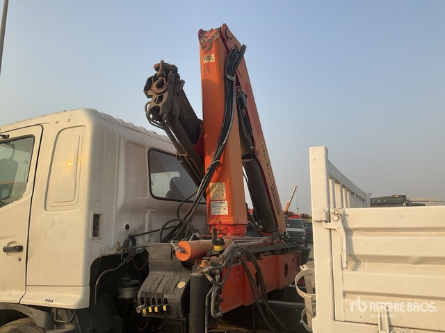 Dropside/ Flatbed truck, Crane truck 2008 Hino 145 2007 Palfinger K10000 Knuckle B ... Flatbed Truck with Crane: picture 6