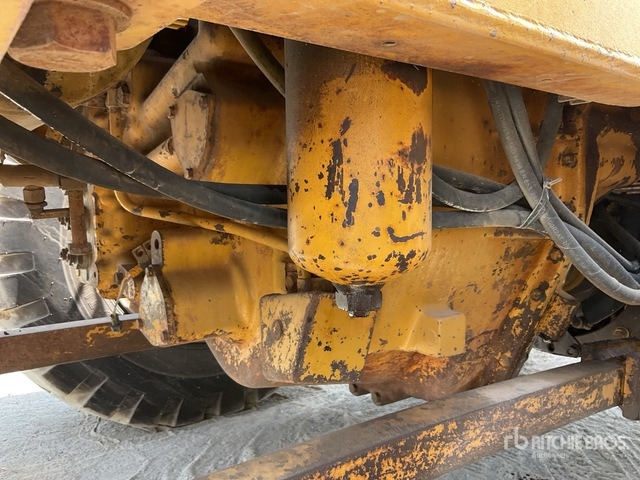 Grader 2009 Cat 140H: picture 6