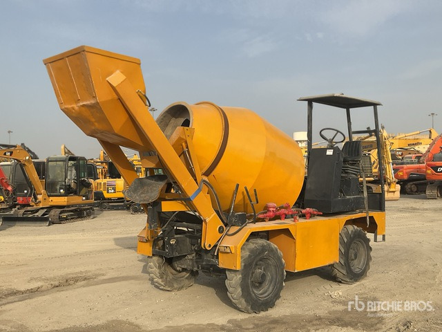 2010 Silla 3500 4x4 Self-Loading All Terrain Mixer - Concrete mixer truck: picture 2 2010 Silla 3500 4x4 Self-Loading All Terrain Mixer - Concrete mixer truck: picture 2