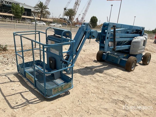 2012 Genie Z-45/25J 2WD Diesel (Inoperable) Articulating Boom Lift - Articulated boom: picture 1 2012 Genie Z-45/25J 2WD Diesel (Inoperable) Articulating Boom Lift - Articulated boom: picture 1