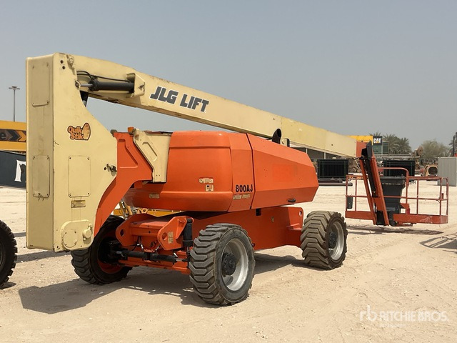 2012 JLG 800AJ 4WD Diesel Articulating Boom Lift - Articulated boom: picture 4 2012 JLG 800AJ 4WD Diesel Articulating Boom Lift - Articulated boom: picture 4