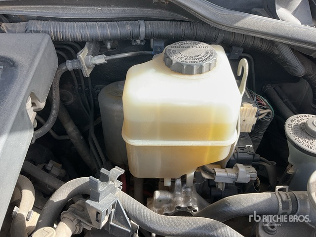 2012 Toyota Land Cruiser GX 200L 4x4 SUV - SUV: picture 4 2012 Toyota Land Cruiser GX 200L 4x4 SUV - SUV: picture 4