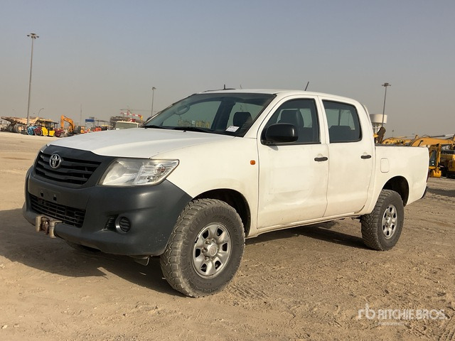2014 Toyota Hilux 4x4 Crew Cab Pickup - Pickup truck: picture 1 2014 Toyota Hilux 4x4 Crew Cab Pickup - Pickup truck: picture 1