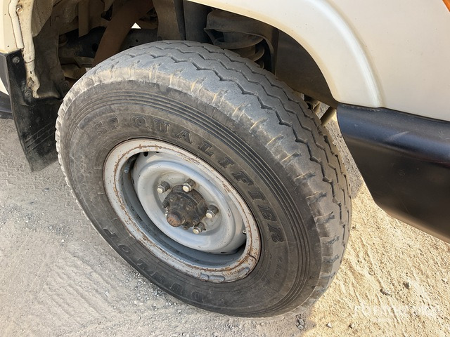 2014 Toyota Land Cruiser 78L 4x4 SUV - SUV: picture 5 2014 Toyota Land Cruiser 78L 4x4 SUV - SUV: picture 5