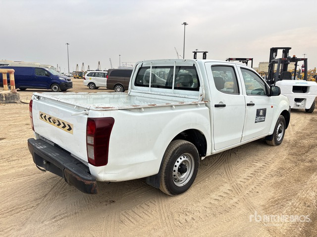 2015 Isuzu D-Max 4x2 Crew Cab Pickup - Pickup truck: picture 3 2015 Isuzu D-Max 4x2 Crew Cab Pickup - Pickup truck: picture 3