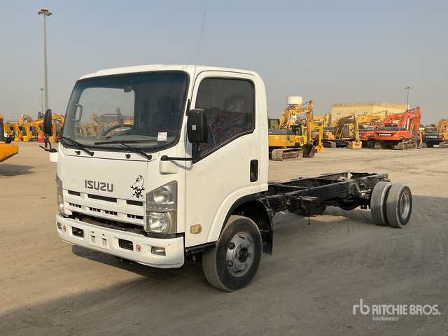 2019 Isuzu NPR 4x2 Cab and Chassis - Cab chassis truck: picture 2 2019 Isuzu NPR 4x2 Cab and Chassis - Cab chassis truck: picture 2