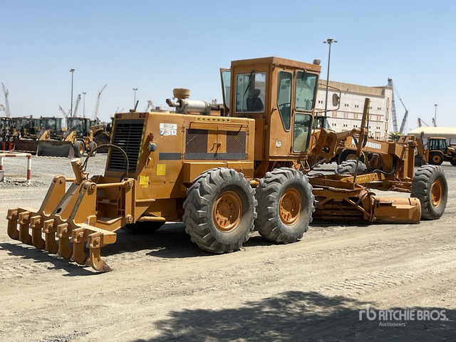 Mitsubishi MG730 - Grader: picture 4 Mitsubishi MG730 - Grader: picture 4