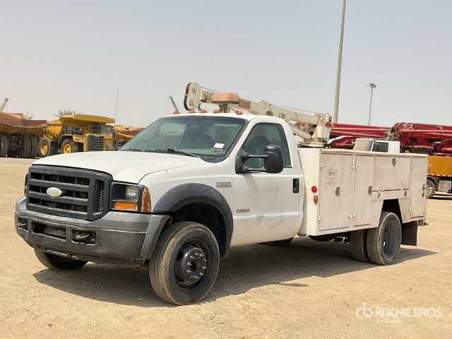2006 Ford F550XL SUPER DUTY 4x2 Service Truck - Municipal/ Special vehicle: picture 1 2006 Ford F550XL SUPER DUTY 4x2 Service Truck - Municipal/ Special vehicle: picture 1