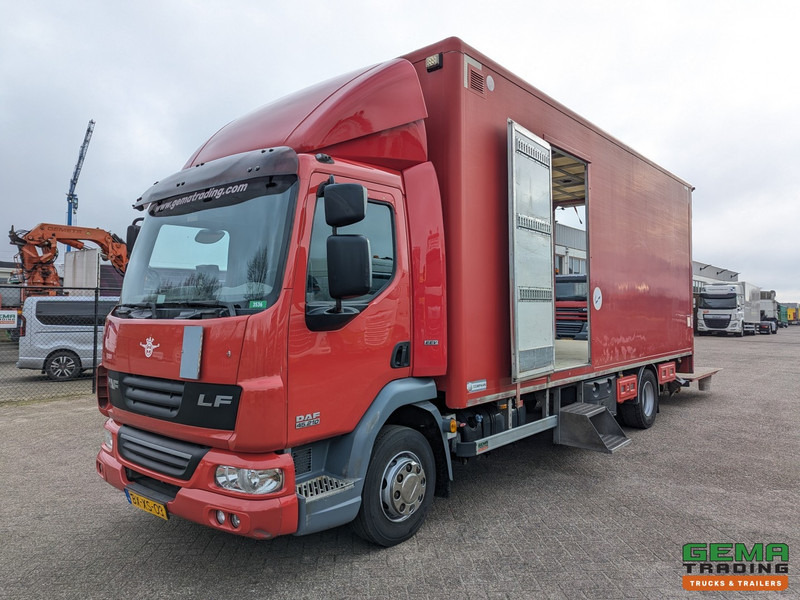 DAF FA LF45.210 4x2 Dagcab Euro5 EEV - GeslotenBak 6.6M - Zijdeuren - Weegsysteem - Laadklep 1500KG - Box truck: picture 1 DAF FA LF45.210 4x2 Dagcab Euro5 EEV - GeslotenBak 6.6M - Zijdeuren - Weegsysteem - Laadklep 1500KG - Box truck: picture 1