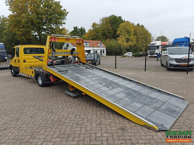 Iveco / Tevor 70C18/TR24 4x2 DubbelCabine Euro6D - TEVOR ZP30-C1 + Bril 1800KG - Afstandsbediening - 03/2026 APK - Tow truck: picture 3 Iveco / Tevor 70C18/TR24 4x2 DubbelCabine Euro6D - TEVOR ZP30-C1 + Bril 1800KG - Afstandsbediening - 03/2026 APK - Tow truck: picture 3