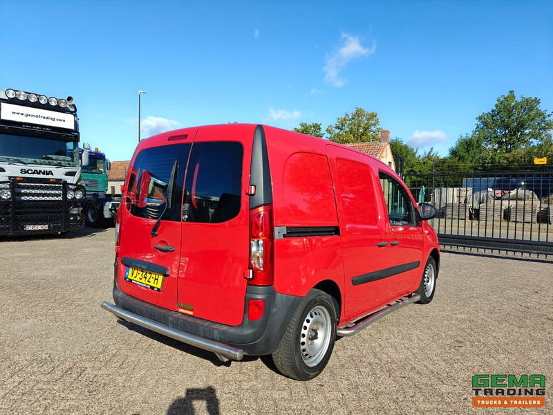 Mercedes-Benz Citan 108 CDI BlueEFFICIENCY Euro5L - Airco - 4-Seizoensbanden - Bluetooth Radio - Small van: picture 4 Mercedes-Benz Citan 108 CDI BlueEFFICIENCY Euro5L - Airco - 4-Seizoensbanden - Bluetooth Radio - Small van: picture 4