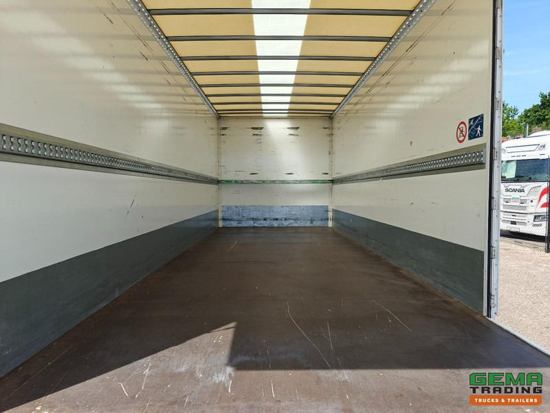 Box truck Renault D240 4x2 HalveSlaapcab Euro6E - Gesloten Bak 7.2m - Laadklep 1500kg - 02/2026 APK: picture 11 Box truck Renault D240 4x2 HalveSlaapcab Euro6E - Gesloten Bak 7.2m - Laadklep 1500kg - 02/2026 APK: picture 11
