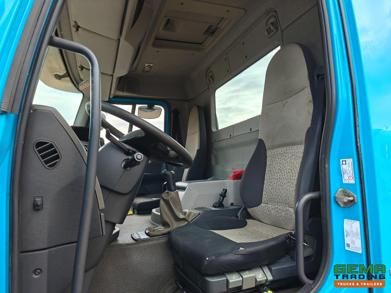 Renault Premium Lander 340 4x2 Dagcab Euro5 - Retarder - Open Laadbak 7.8M + Palfinger PK12002-EH - RadioGrafisch - Dropside/ Flatbed truck, Crane truck: picture 5 Renault Premium Lander 340 4x2 Dagcab Euro5 - Retarder - Open Laadbak 7.8M + Palfinger PK12002-EH - RadioGrafisch - Dropside/ Flatbed truck, Crane truck: picture 5