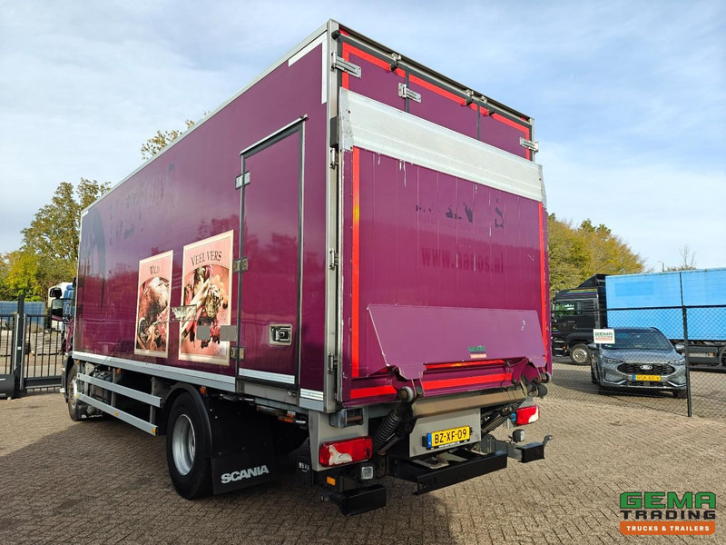 Scania P230 4x2 Dagcab Euro5 - Koel-VriesBak 7.55m + Carrier Supra 950MT + Laadklep 2000kg - Refrigerator truck: picture 5 Scania P230 4x2 Dagcab Euro5 - Koel-VriesBak 7.55m + Carrier Supra 950MT + Laadklep 2000kg - Refrigerator truck: picture 5