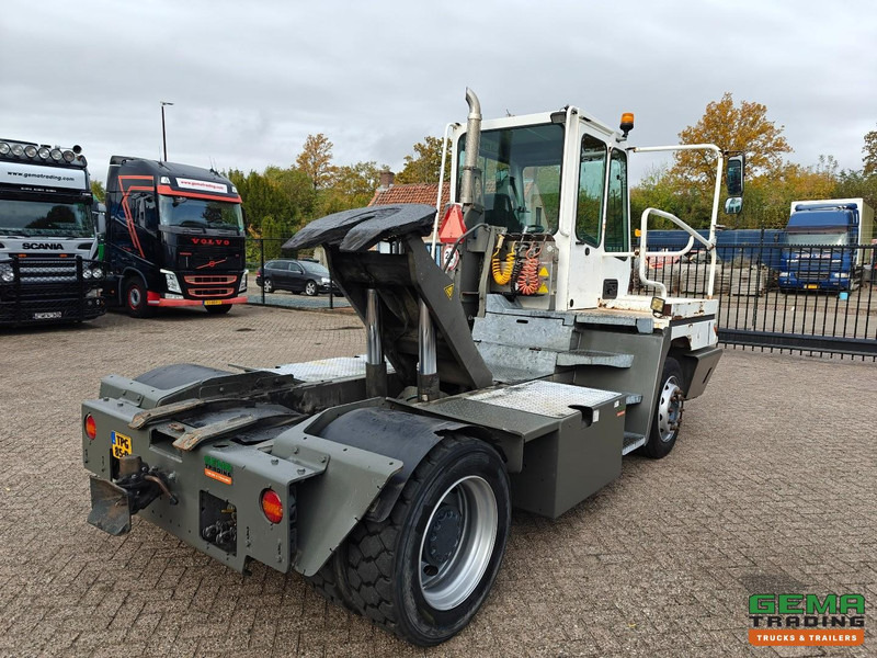 Terberg YT222 Gereviseerde Allison Versnellingsbak - Schotel 27T - Vangmuil - Cummins - Landbouw Kenteken 40km/h - Terminal tractor: picture 3 Terberg YT222 Gereviseerde Allison Versnellingsbak - Schotel 27T - Vangmuil - Cummins - Landbouw Kenteken 40km/h - Terminal tractor: picture 3