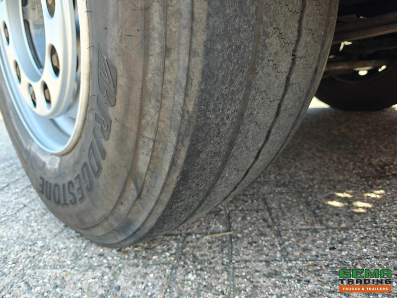 Tractor unit DAF CF 410 FT 4x2 Spacecab Euro6A - 13L engine - Dubbele Tanks - NL truck - SMARTTacho V2 - 01/2026 APK: picture 19 Tractor unit DAF CF 410 FT 4x2 Spacecab Euro6A - 13L engine - Dubbele Tanks - NL truck - SMARTTacho V2 - 01/2026 APK: picture 19