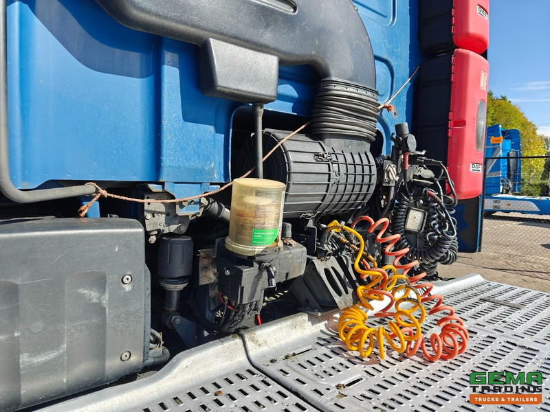 Tractor unit DAF CF 410 FT 4x2 Spacecab Euro6A - 13L engine - Dubbele Tanks - NL truck - SMARTTacho V2 - 01/2026 APK: picture 17 Tractor unit DAF CF 410 FT 4x2 Spacecab Euro6A - 13L engine - Dubbele Tanks - NL truck - SMARTTacho V2 - 01/2026 APK: picture 17