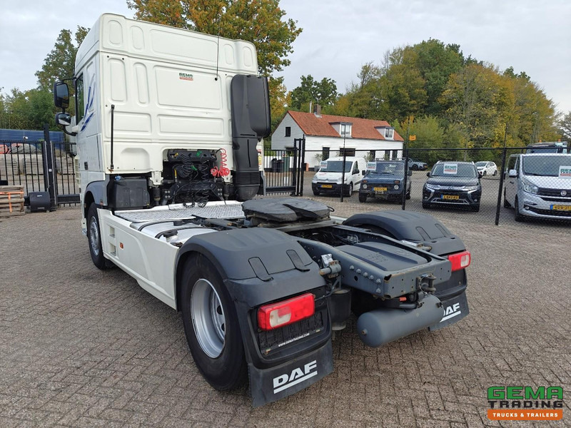 DAF FT XF460 4x2 Spacecab Euro6 - Retarder - Handgeschakeld - SMARTTacho V2 - 02/2026 APK - Tractor unit: picture 4 DAF FT XF460 4x2 Spacecab Euro6 - Retarder - Handgeschakeld - SMARTTacho V2 - 02/2026 APK - Tractor unit: picture 4