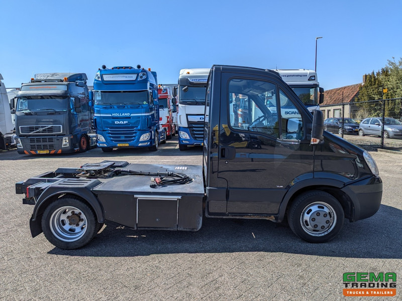 Lease a Iveco 35C18/T  4x2 Euro4 - BE-Trekker - 3-Zits - Luchthoorns - NAP - 07/2025APK Iveco 35C18/T  4x2 Euro4 - BE-Trekker - 3-Zits - Luchthoorns - NAP - 07/2025APK: picture 9