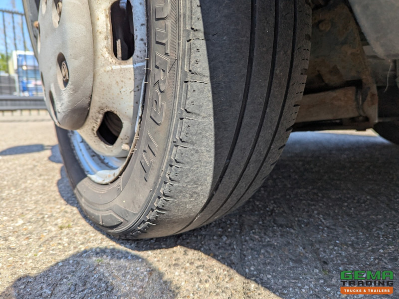 Lease a Iveco 35C18/T  4x2 Euro4 - BE-Trekker - 3-Zits - Luchthoorns - NAP - 07/2025APK Iveco 35C18/T  4x2 Euro4 - BE-Trekker - 3-Zits - Luchthoorns - NAP - 07/2025APK: picture 17