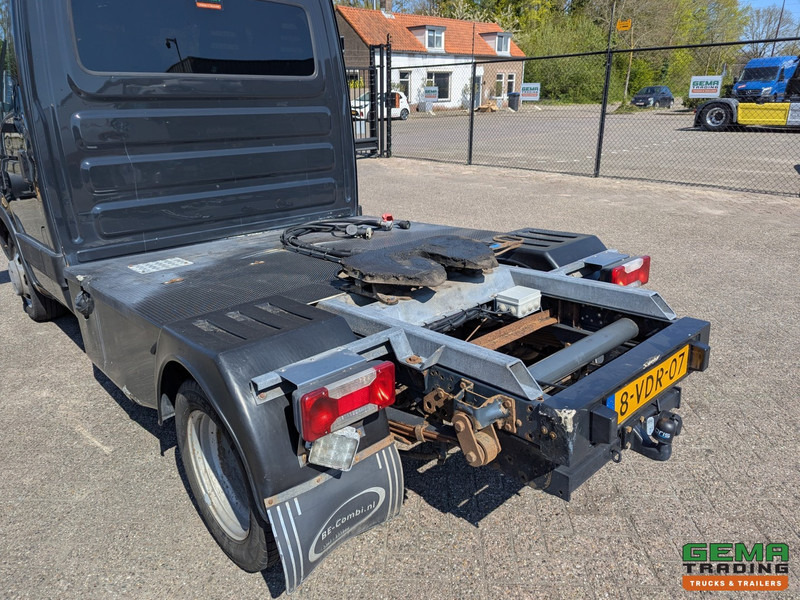 Lease a Iveco 35C18/T  4x2 Euro4 - BE-Trekker - 3-Zits - Luchthoorns - NAP - 07/2025APK Iveco 35C18/T  4x2 Euro4 - BE-Trekker - 3-Zits - Luchthoorns - NAP - 07/2025APK: picture 15