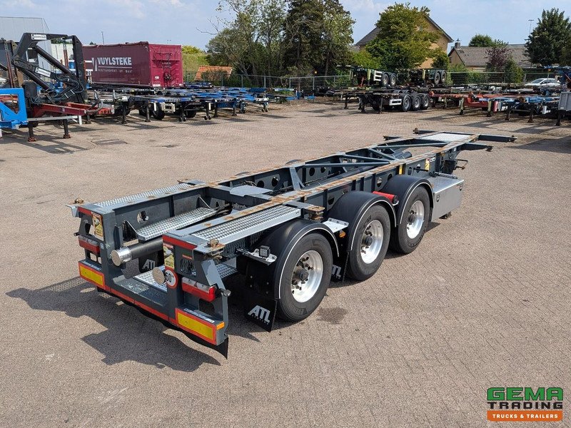 Van Hool A3C002 3-Assen BPW - 20 30FT TANK/SWAP - 3490KG - ContainerChassis - ADR - Schijfremmen - 01/2026 APK - Container transporter/ Swap body semi-trailer: picture 1 Van Hool A3C002 3-Assen BPW - 20 30FT TANK/SWAP - 3490KG - ContainerChassis - ADR - Schijfremmen - 01/2026 APK - Container transporter/ Swap body semi-trailer: picture 1