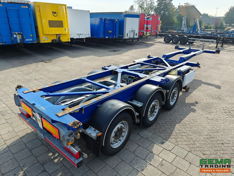 Van Hool A3C002 3-Assen JOST - Schijfremmen - Alle aansluitingen / Universeel chassis - TOP Staat! - Container transporter/ Swap body semi-trailer: picture 3 Van Hool A3C002 3-Assen JOST - Schijfremmen - Alle aansluitingen / Universeel chassis - TOP Staat! - Container transporter/ Swap body semi-trailer: picture 3
