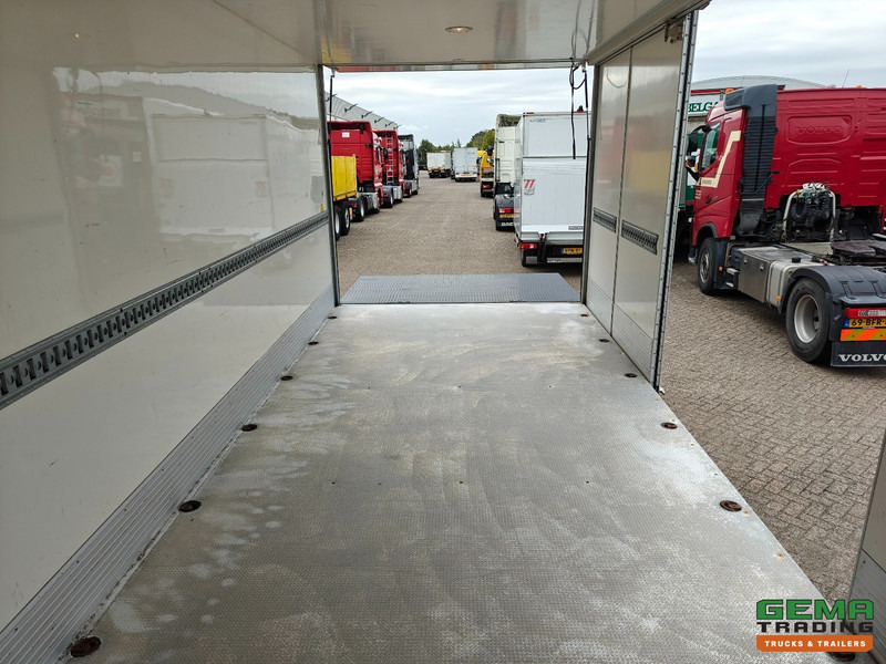 Box truck Volvo FL240 4x2 Dagcab Euro5 - 6CIL - Gesloten Opbouw 6.5m + Laadklep 1500KG - 129.000km Origineel - ZijDeuren: picture 10