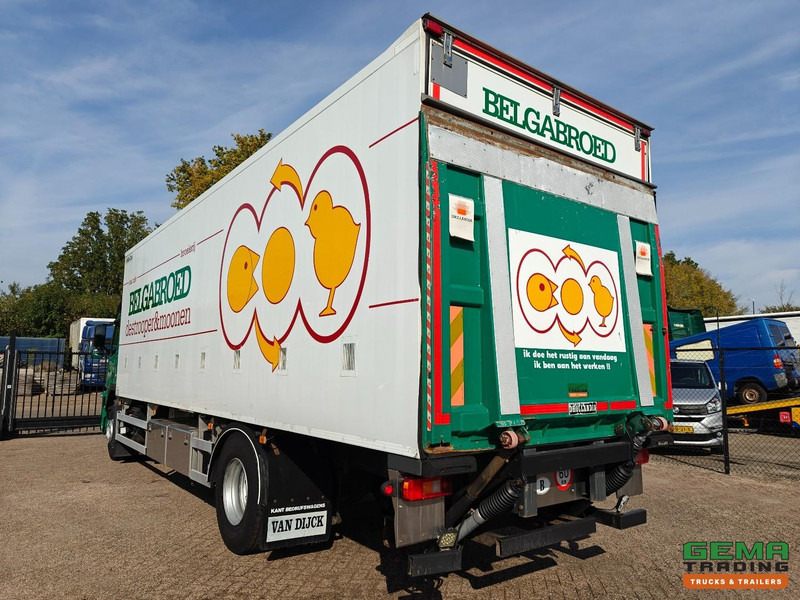 Volvo FM330 4x2 Dagcab Euro5 - KuikenBak 8.4m + Webasto Heater + Dhollandia 2000KG - Livestock truck: picture 3 Volvo FM330 4x2 Dagcab Euro5 - KuikenBak 8.4m + Webasto Heater + Dhollandia 2000KG - Livestock truck: picture 3