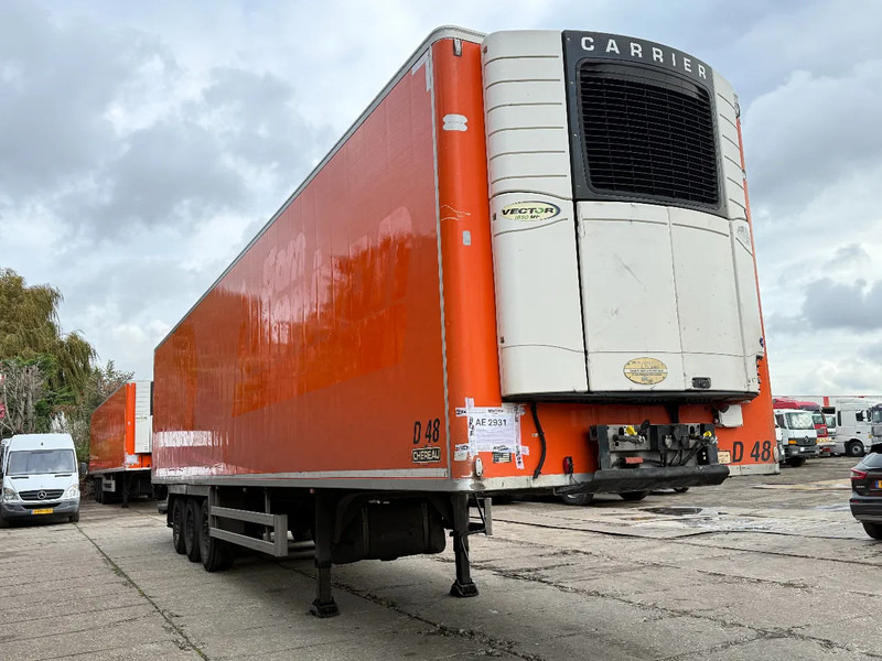 Chereau Frigo Carier Vector 1850 3 axle 7CM Side H2.60 - Refrigerator semi-trailer: picture 3 Chereau Frigo Carier Vector 1850 3 axle 7CM Side H2.60 - Refrigerator semi-trailer: picture 3