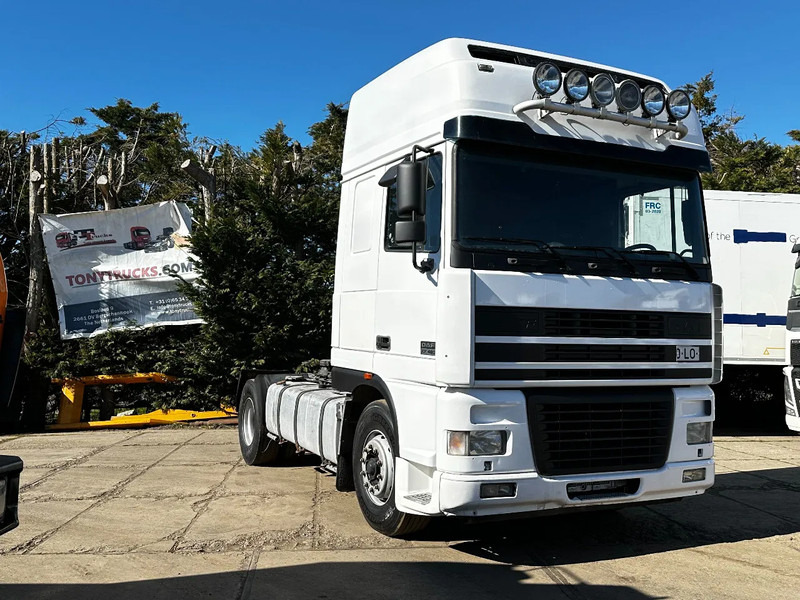 DAF XF 95.480 4X2 Tractor-unit Spring/Air ZF Manual Euro3 Airco - Tractor unit: picture 1 DAF XF 95.480 4X2 Tractor-unit Spring/Air ZF Manual Euro3 Airco - Tractor unit: picture 1