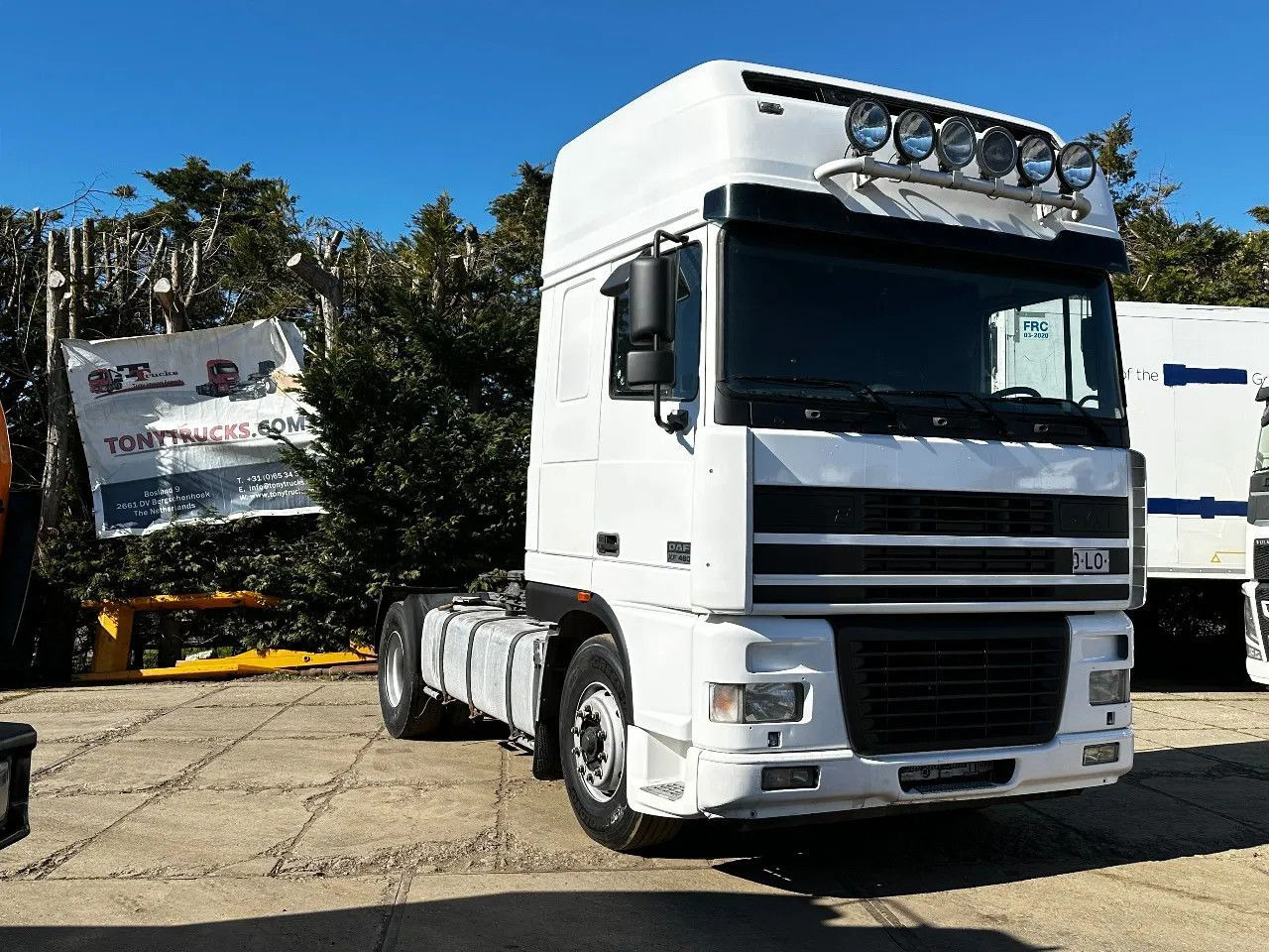 DAF XF 95.480 4X2 Tractor-unit Spring/Air ZF Manual - Tractor unit: picture 1 DAF XF 95.480 4X2 Tractor-unit Spring/Air ZF Manual - Tractor unit: picture 1