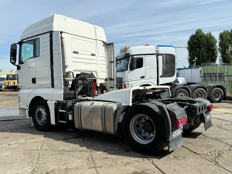 MAN TGX 18.460 4X2 ENGINE DEFECT Tractor-unit Spring/Air Retarder - Tractor unit: picture 3 MAN TGX 18.460 4X2 ENGINE DEFECT Tractor-unit Spring/Air Retarder - Tractor unit: picture 3