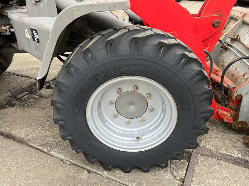 Volvo L30 WHEELLOADER OPEN BUCKET QUICK COUPLER - Wheel loader: picture 5 Volvo L30 WHEELLOADER OPEN BUCKET QUICK COUPLER - Wheel loader: picture 5