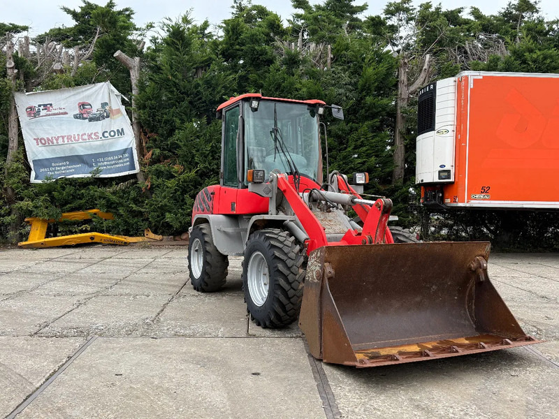 Volvo L30 WHEELLOADER OPEN BUCKET QUICK COUPLER - Wheel loader: picture 1 Volvo L30 WHEELLOADER OPEN BUCKET QUICK COUPLER - Wheel loader: picture 1