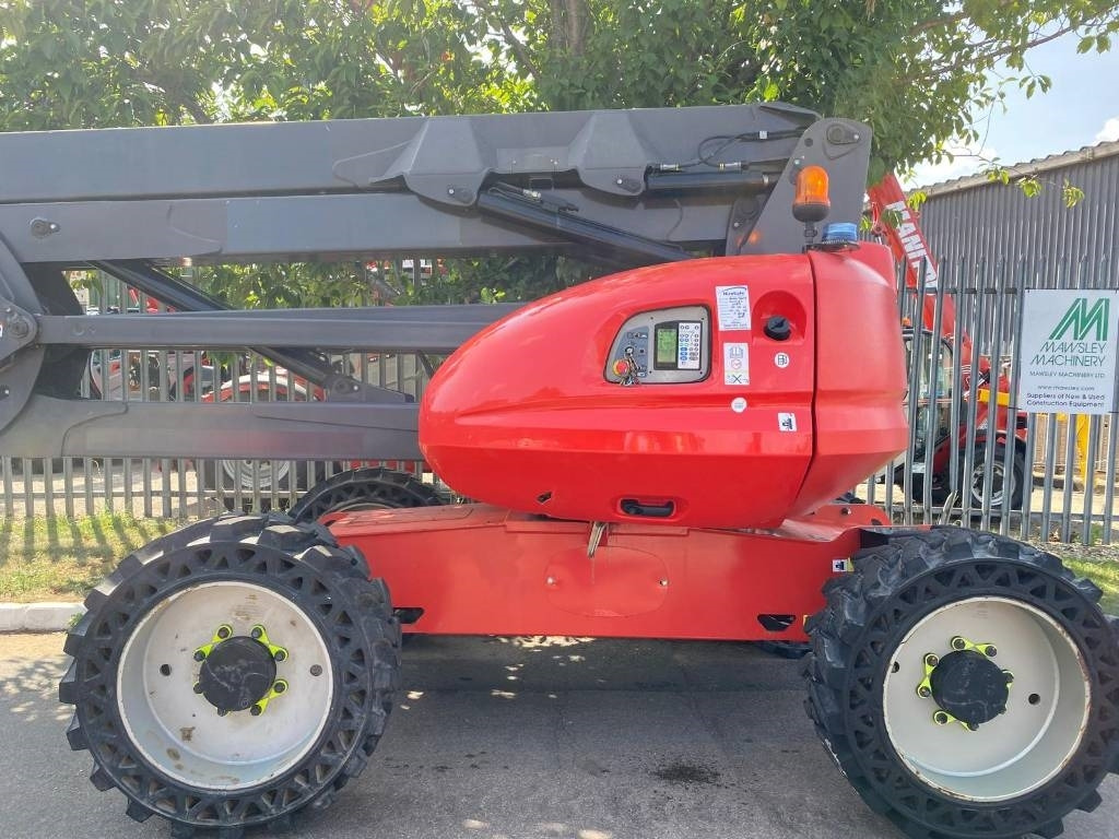 Manitou 200 ATJ - Articulated boom: picture 3 Manitou 200 ATJ - Articulated boom: picture 3