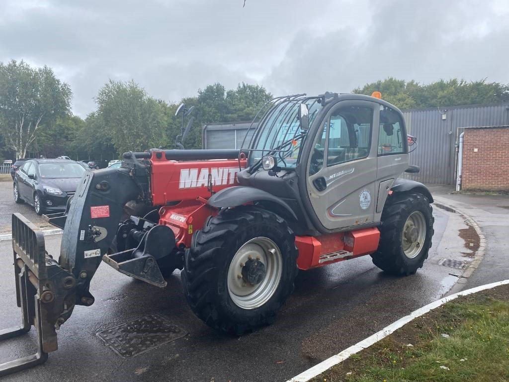 Telescopic handler Manitou MT 1135: picture 10
