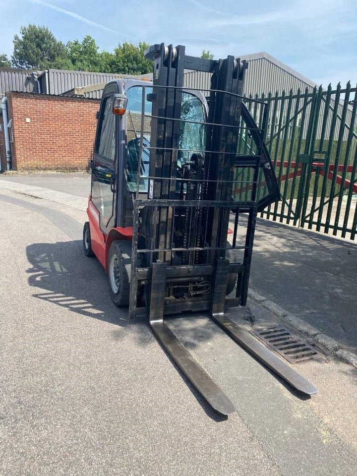 Manitou Mi25D - Diesel forklift: picture 3 Manitou Mi25D - Diesel forklift: picture 3