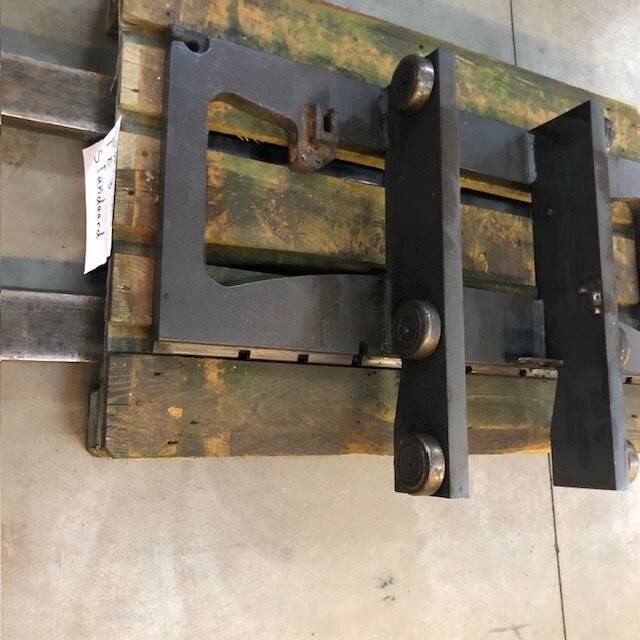 Fork carriage 1150 mm for Linde /393/ - Attachment: picture 3 Fork carriage 1150 mm for Linde /393/ - Attachment: picture 3