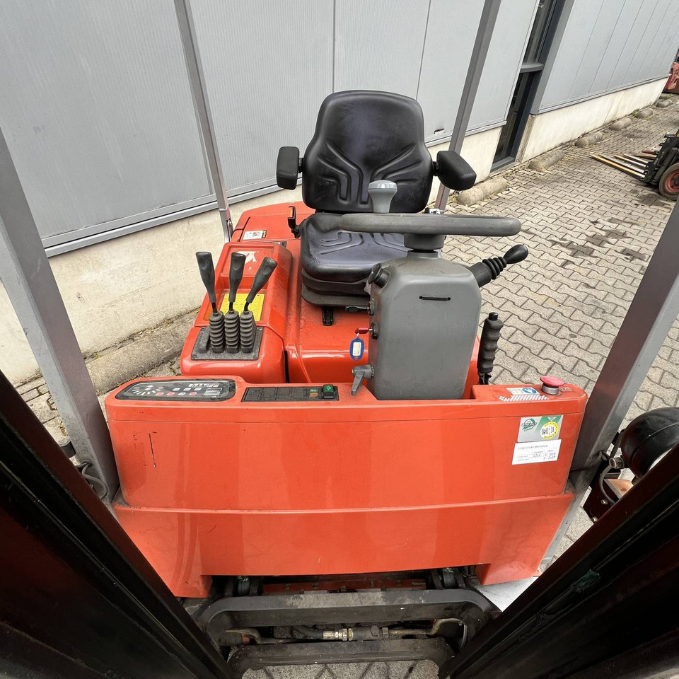 BT CBE18T - Electric forklift: picture 5 BT CBE18T - Electric forklift: picture 5
